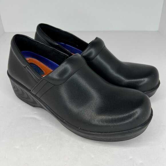 Dr Scholls Womens Size 8 Career Black Dynamo Slip Resistant Gel Cushion Clogs - Picture 2 of 9